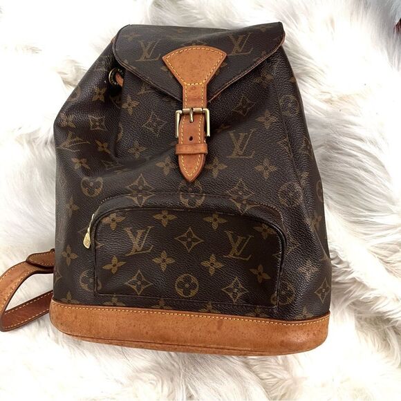 Louis Vuitton montsouris mm- preowned - Picture 1 of 12